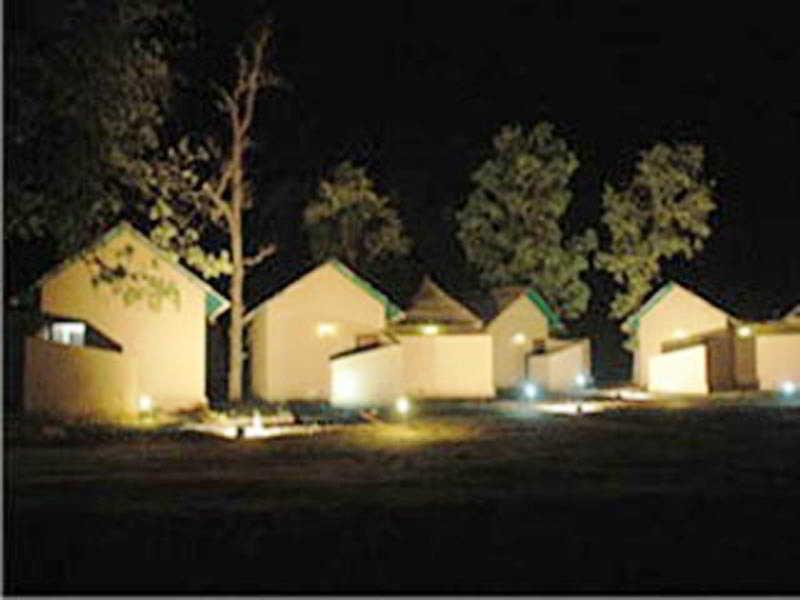 Hôtel Tiger Lagoon à Bandhavgarh National Park Extérieur photo